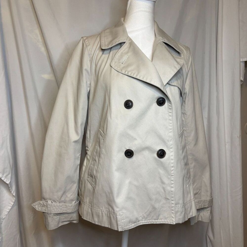 GAP Beige Button Up Nylon Short Trench Coat Womens Collared Jacket Stylish - Picture 7 of 8